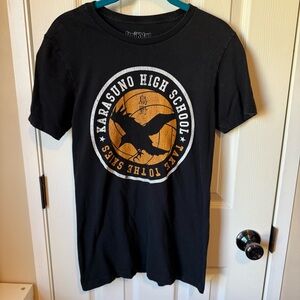 Black graphic t-shirt Karasuno High School size Small